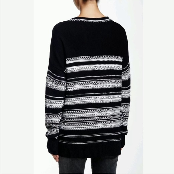 VINCE Oversized Textured Striped Black White V-Neck Sweater XS - Picture 3 of 8